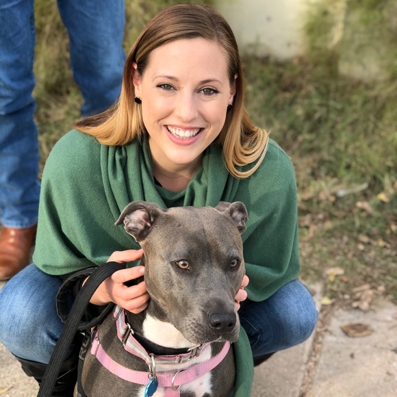 Meet your Posher, Lynn - Picture 1 of 1